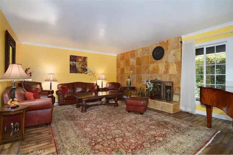 Rent a Captivating Entertainer's Home with Panoramic Views South of Blvd