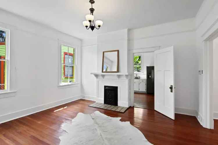 Rent Charming Home with Courtyard in New Orleans