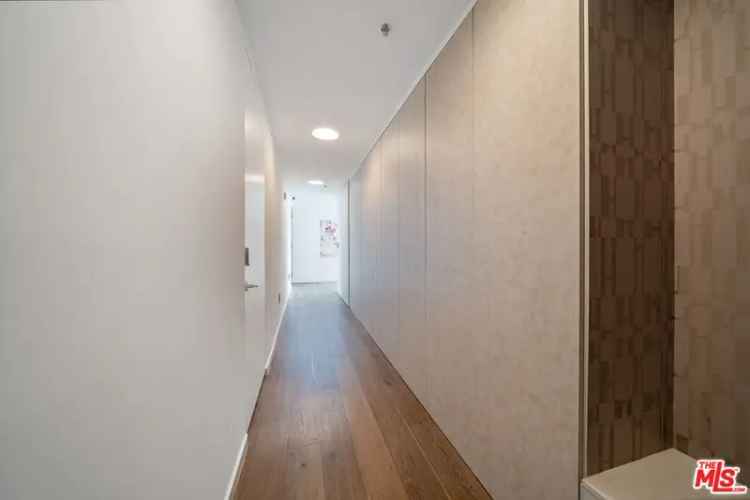 House For Sale in 1111, South Grand Avenue, Los Angeles, California