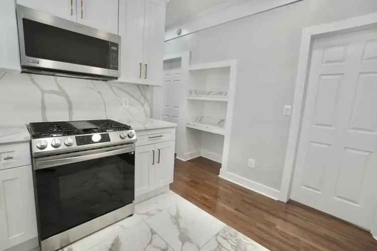 Rent Apartment Unit Spacious Living Room Modern Kitchen Near NYC