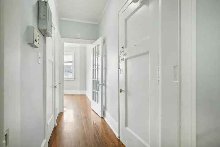 Rent Apartments in Midtown with Character and Convenient Amenities