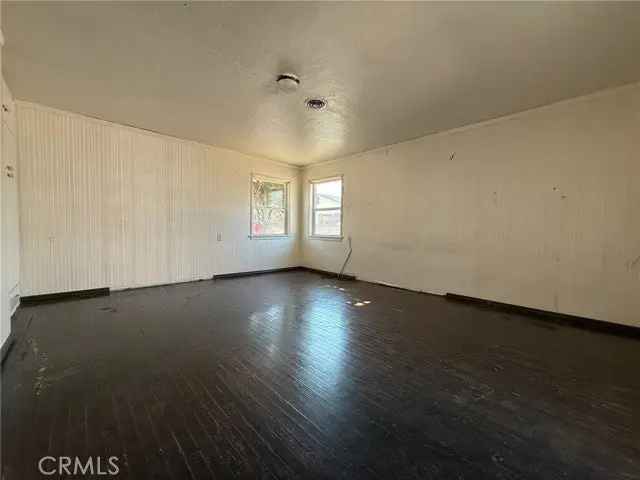 House For Sale in 915, North Pasadena Avenue, Azusa, California