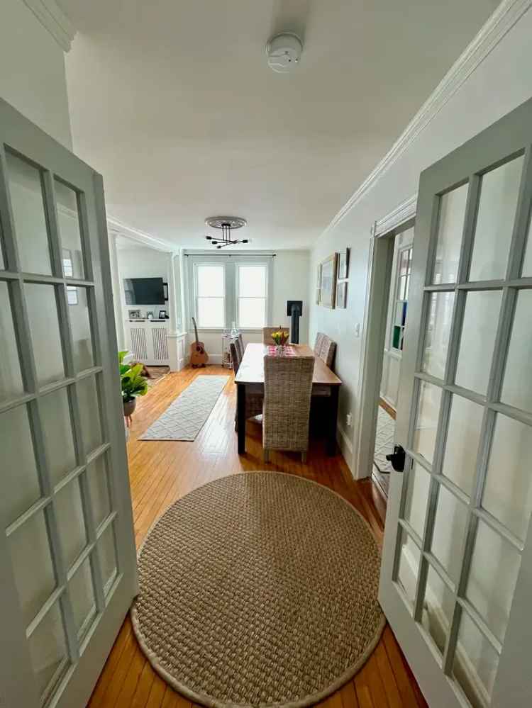 Rent 3 Bedroom Apartment in Downtown Newburyport with Modern Features