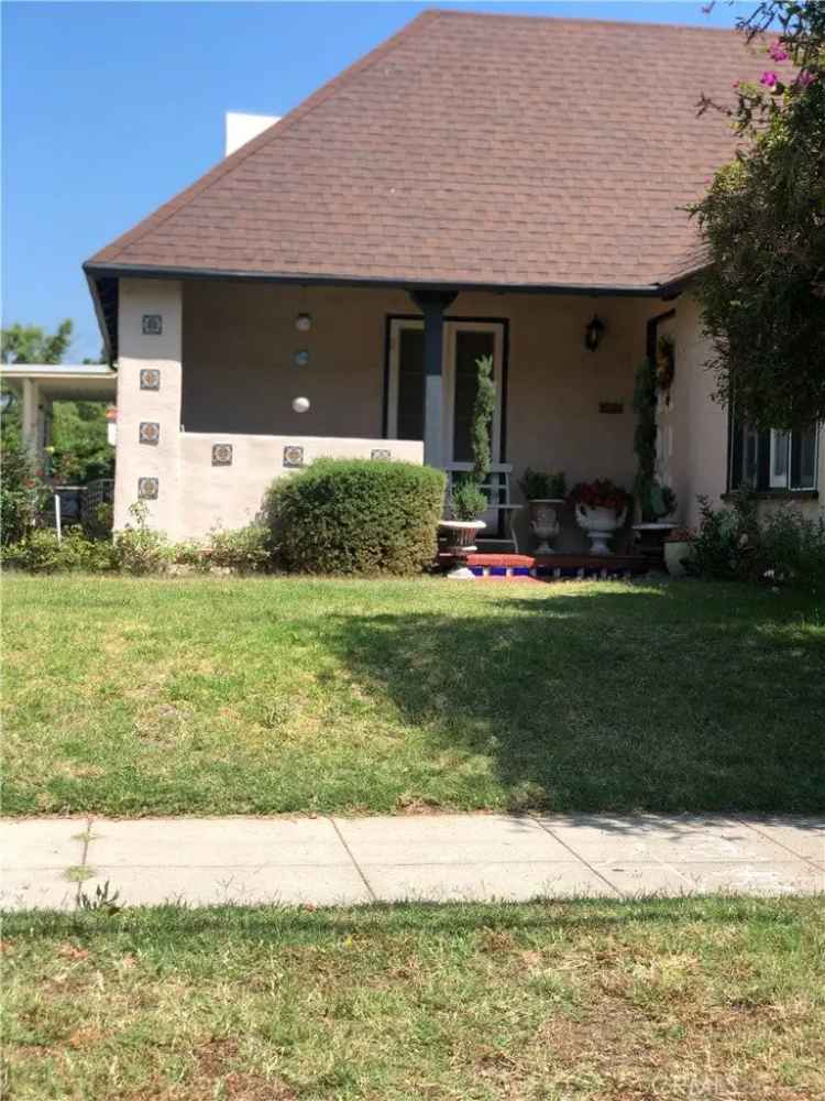 House For Sale in 3903, Boyce Avenue, Los Angeles, California