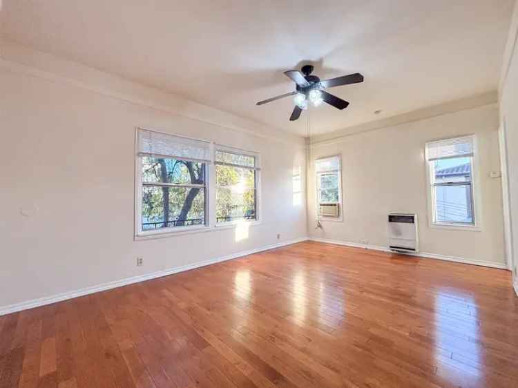 Rent Studio Apartment in Echo Park with Modern Features