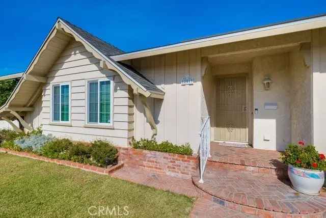 House For Sale in 12513, Gradwell Street, Lakewood, California