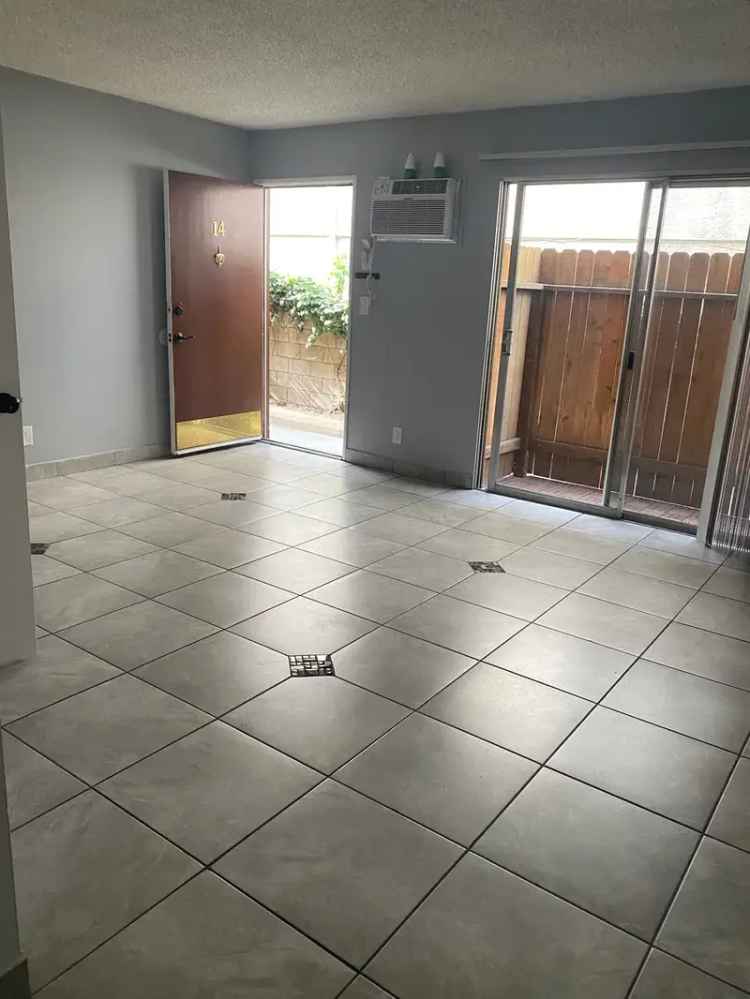 Rent Spacious Studio Apartment with Modern Features in Lake Balboa