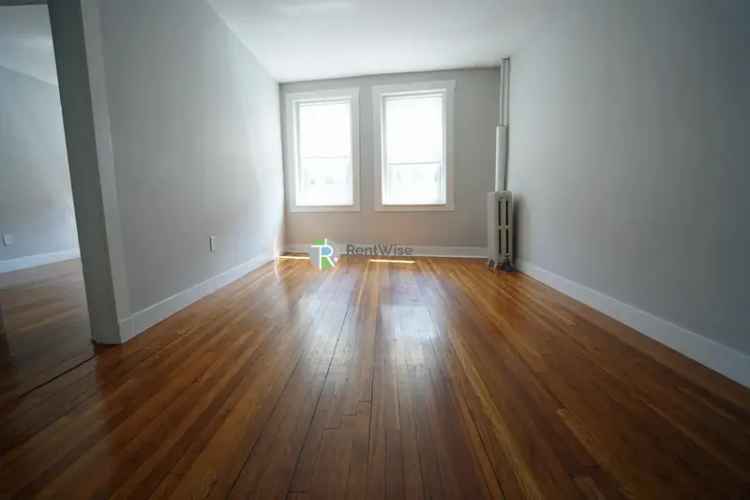 Rent Spacious Allston Apartment Near T Stops with Great Amenities