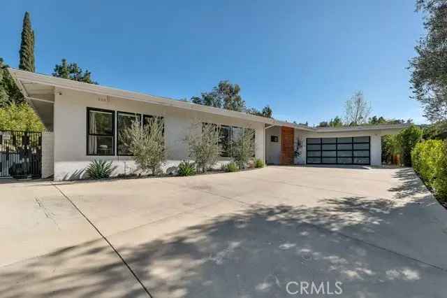 House For Sale in 18164, Chardon Circle, Los Angeles, California