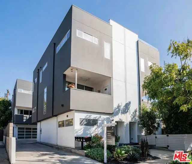 House For Sale in 3964, Beethoven Street, Los Angeles, California