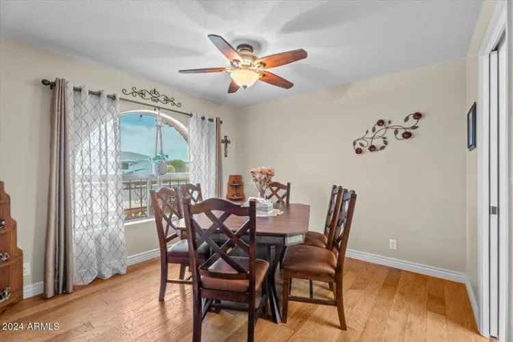 rent house in Sunland Village with unmatched amenities and upgrades