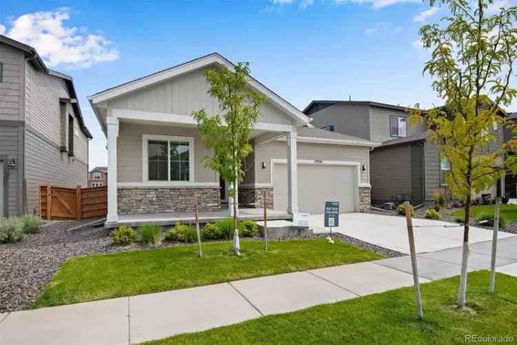 House For Sale in Commerce City, Colorado