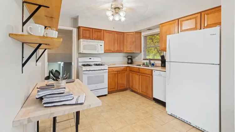 Rent Furnished Home in Naperville with Utilities Included and Pet Friendly