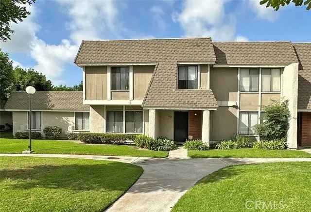 House For Sale in Anaheim, California