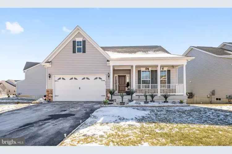 Rent charming ranch home in Riverbend at Old New Castle with modern features