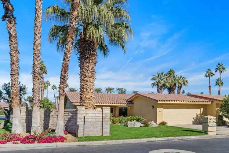 Buy Home in Indian Wells with 3 Bedrooms and Private Patio