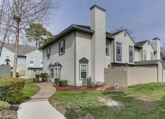 Condominium for sale in Columbus Station with modern upgrades