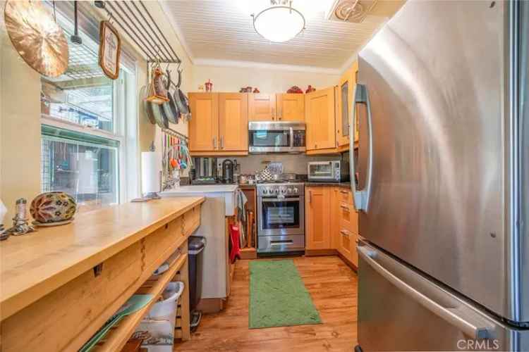 House For Sale in 9815, Redmont Avenue, Los Angeles, California