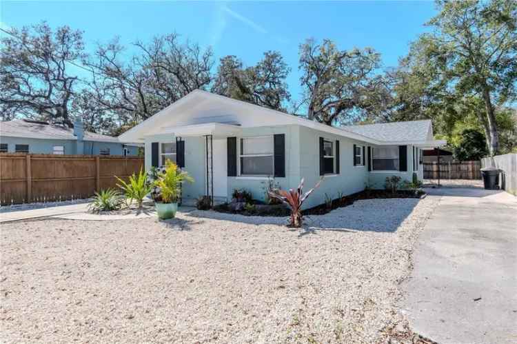 House For Sale in Clearwater, Florida