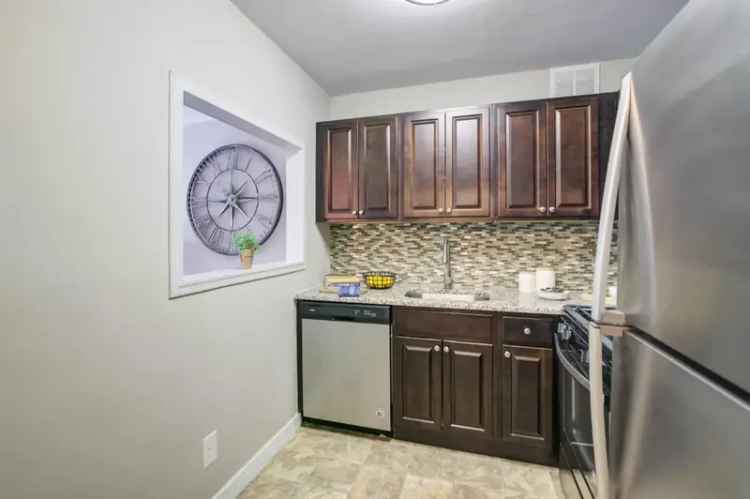 Rent Apartments in Cherry Hill Township with Modern Amenities