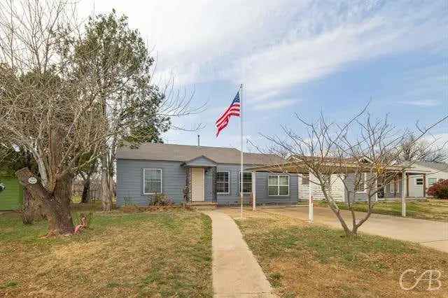 Buy House in Abilene with 3 Bedrooms and Entertainer's Backyard