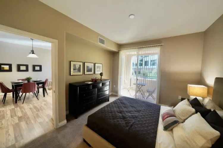 Rent Luxury Apartments in Brea with Chef's Kitchen and Pool