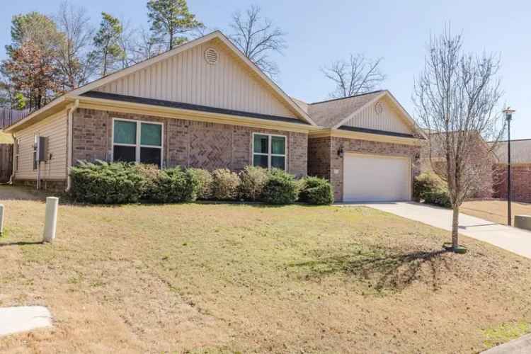 House For Sale in 1324, Hunter Wood Drive, Bryant, Arkansas