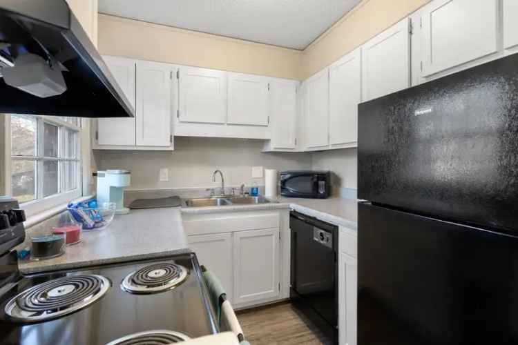 Rent Apartments in Greensboro with Private Balcony and Washer Hookups