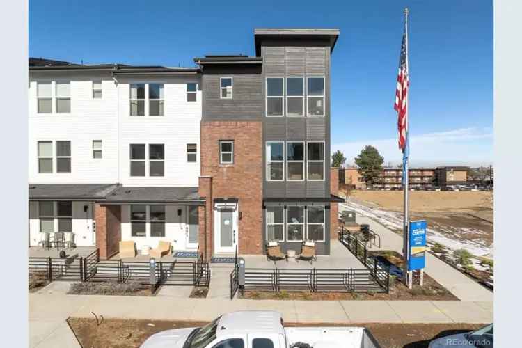 Buy Townhome in Loretto Heights with Private Yard and Modern Amenities