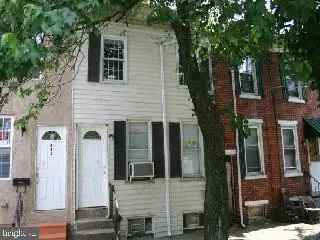 House For Sale in 424, South Claymont Street, Wilmington, Delaware