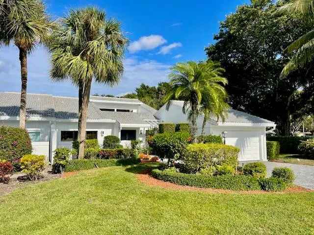 House For Sale in 1, Cambridge Drive, Boynton Beach, Florida