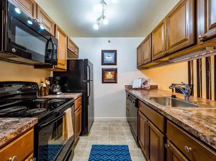 Rent Apartments in Emmaus PA with Scenic Views