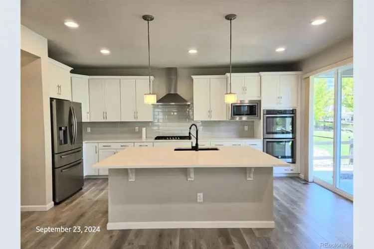 Buy Stunning Home with Beautiful Kitchen in a Great Neighborhood