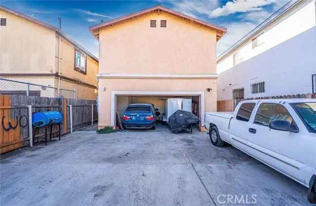 House For Sale in 10016, South San Pedro Street, Los Angeles, California