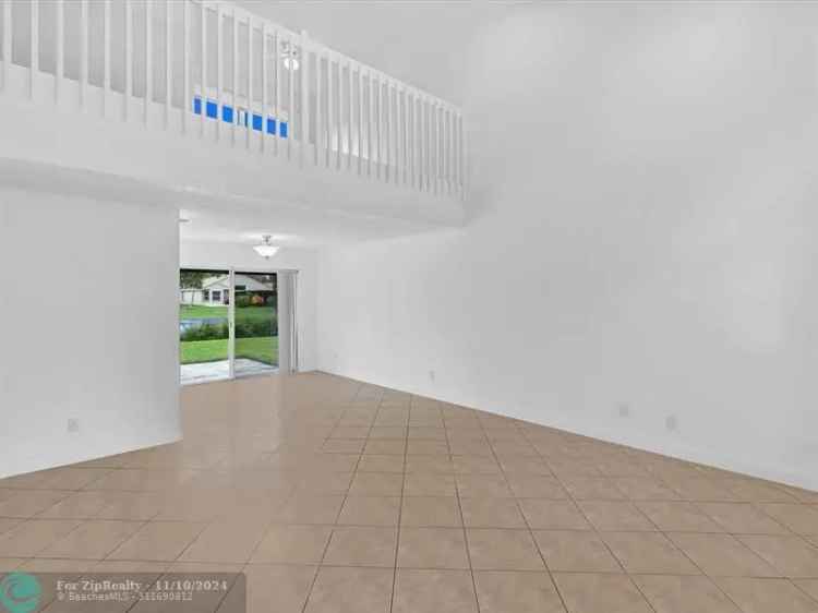 House For Sale in 8233, White Rock Circle, Boynton Beach, Florida