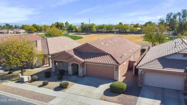 Rent Golf Course Home in Queen Creek with Furnished Features