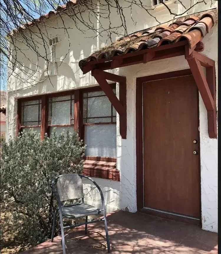 Rent 4 Bedroom House Near University of Arizona with Great Amenities