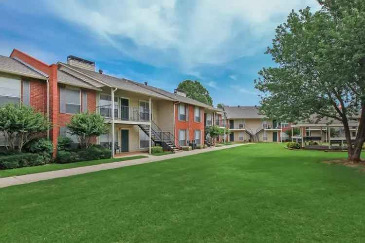 Rent Spacious Apartments in Midwest City with Modern Amenities