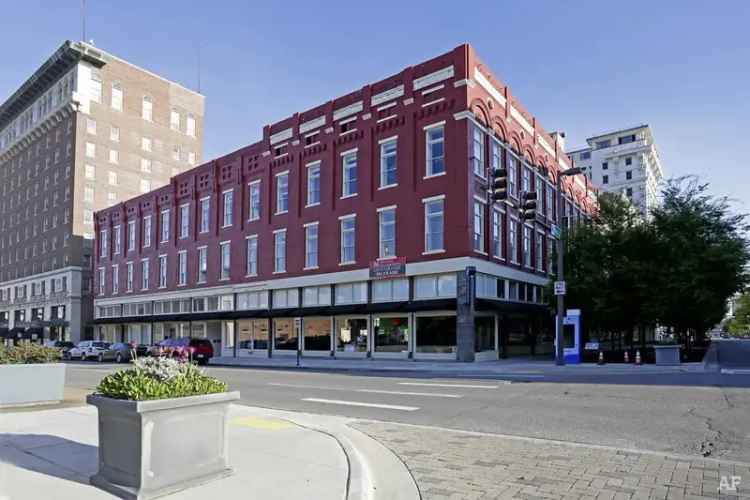 Rent Rustic Industrial Loft Apartments in Downtown Little Rock