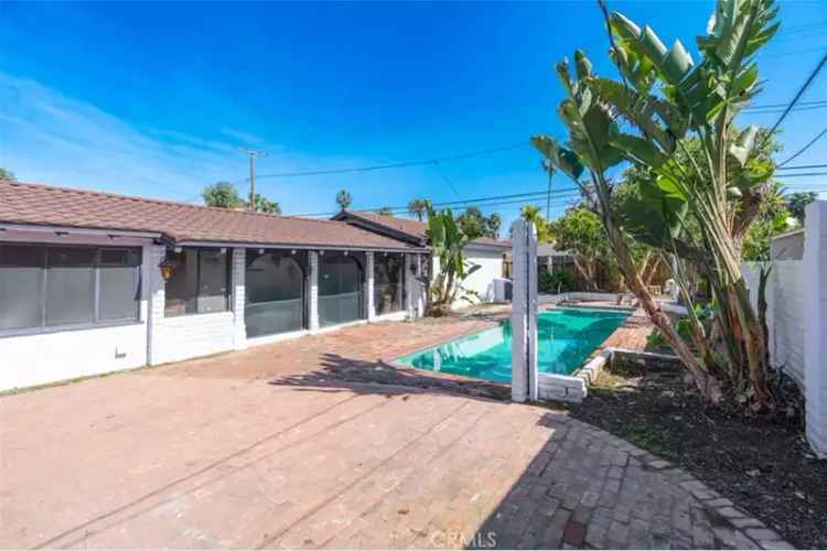 House For Sale in 3830, Cedar Avenue, Long Beach, California