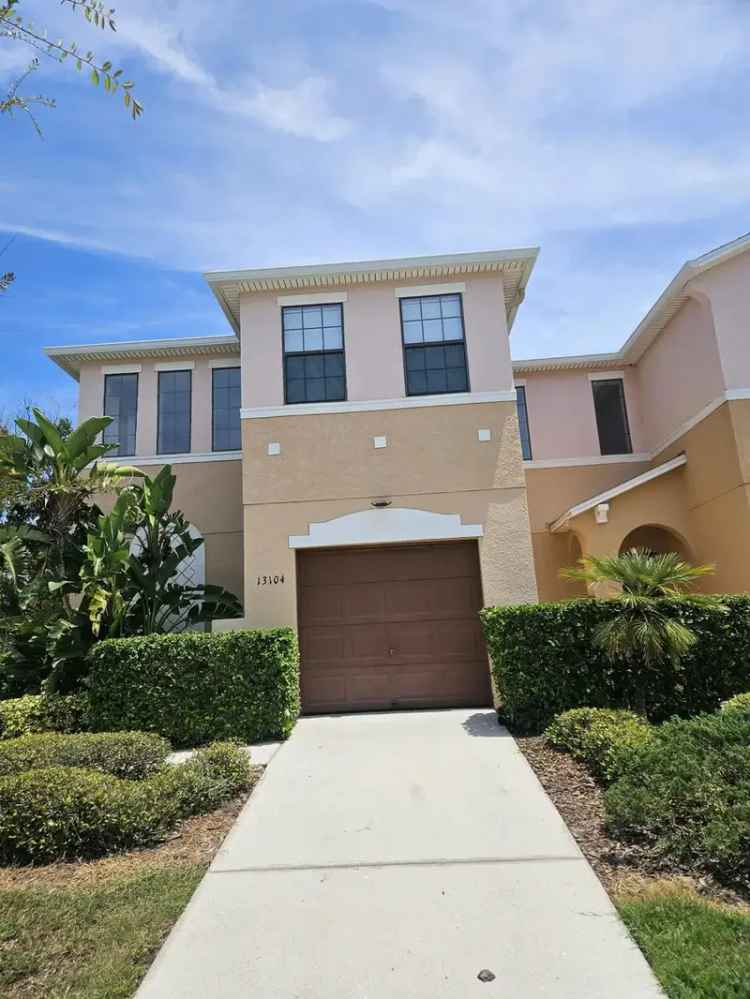 Rent Townhouse in Gated Community with Swimming Pool and Lanai