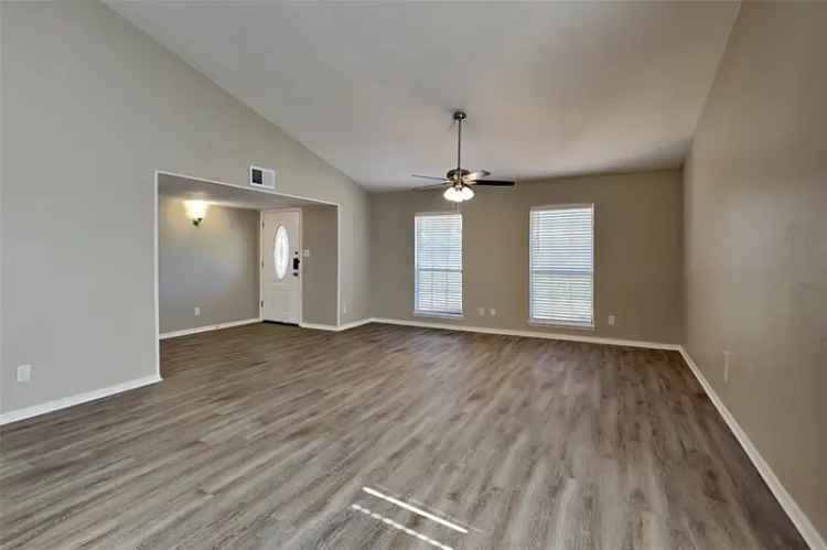 Rent Charming Home in Allen with 4 Bedrooms and Spacious Backyard