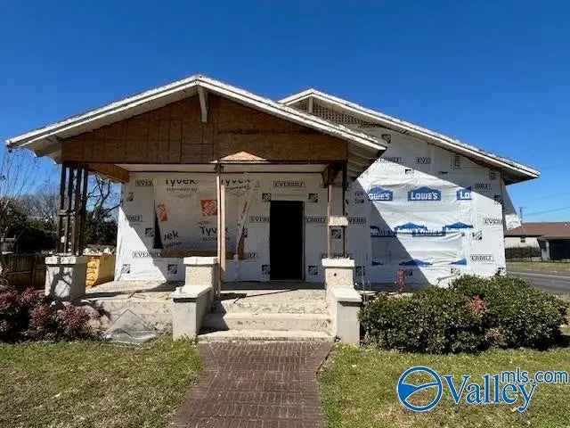 House For Sale in 721, Randolph Avenue Southeast, Huntsville, Alabama