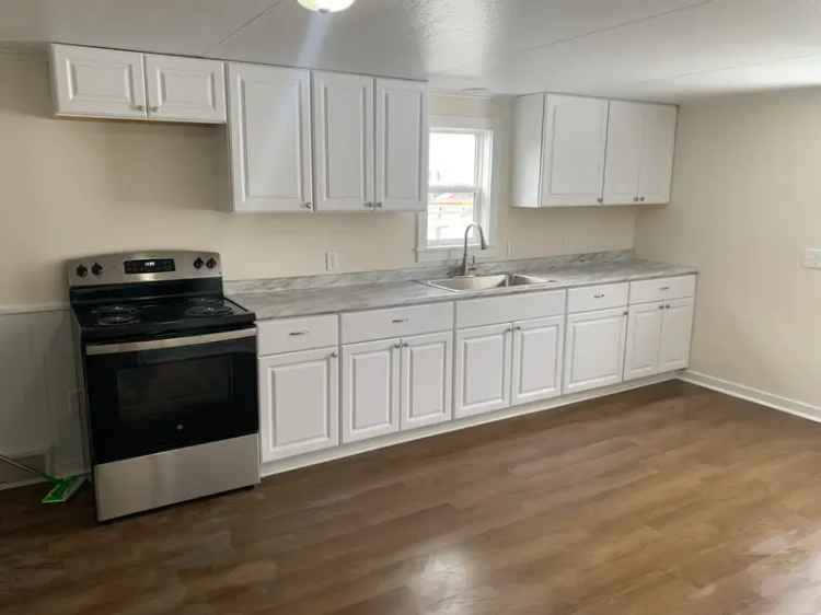 Rent Newly Renovated Apartment Unit with Yard Near Sacandaga Lake