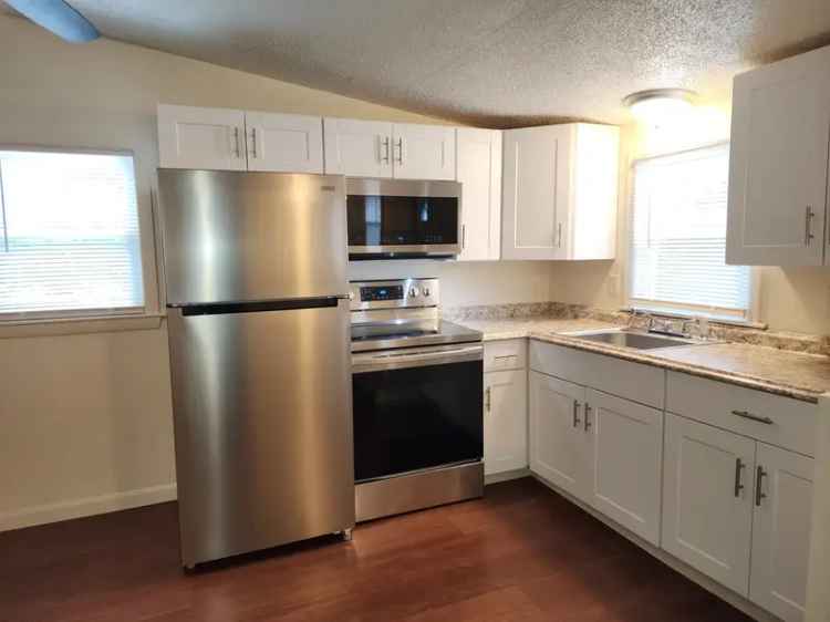 Rent Apartment Unit in Quiet Neighborhood with Modern Amenities