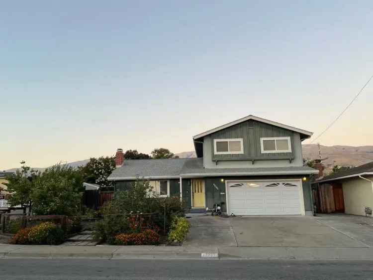 Rent Spacious 3 Bedroom Single Family Home in Warmsprings Area