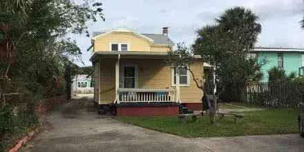 Rent Apartment Unit Near Sunsplash Park with Wood Floors