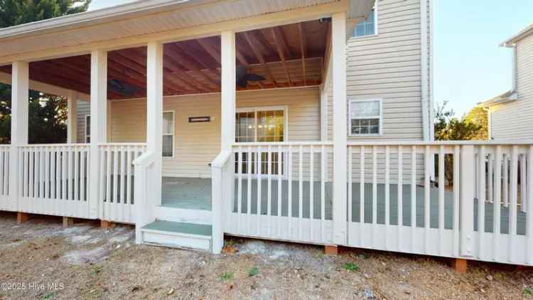 For Rent 3 Bedroom Home in Laurel Commons with Open Floor Plan