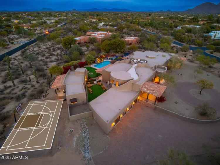 Luxury buy estate in North Scottsdale with guest house and spa-like amenities