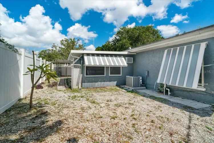 House For Sale in 4653, Orlando Circle, South Bradenton, Florida